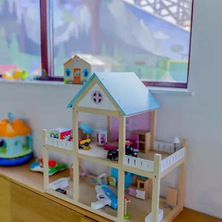 U Kraljevim Cardacima *